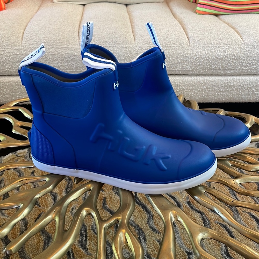 Huk Rogue Wave Boots - Cobalt Blue - Size 11 - NWOT